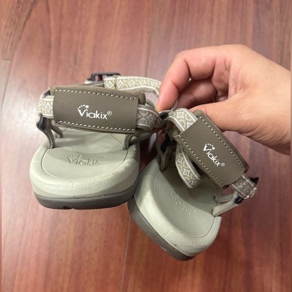 VIAKIX Samara: Walking Sandals for All-Day Comfort SIZE 8 - Picture 5 of 9